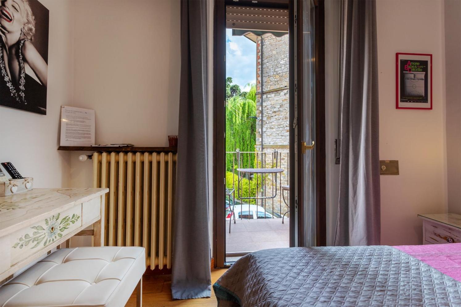 Maxi Paradiso - Guest House A Due Passi Dal Lago Trasimeno Torricella  Exteriör bild